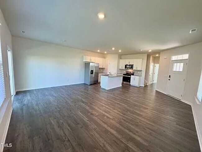Building Photo - 1823 Hinesley Dr