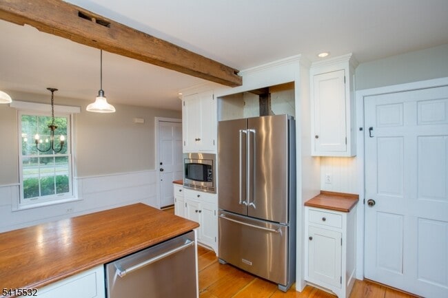 Building Photo - 2170 Daniel Bray Hwy