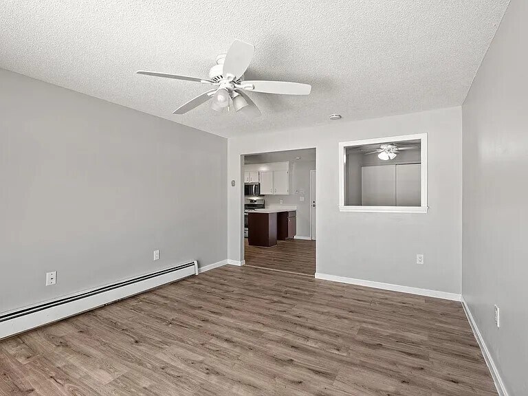 Building Photo - 2 New Haven Dr