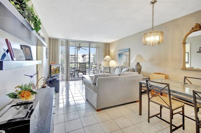 Building Photo - 9311 Orange Grove Dr