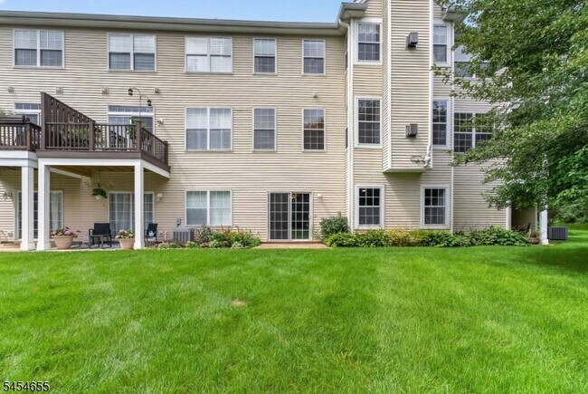 Building Photo - 416 Homestead Ct