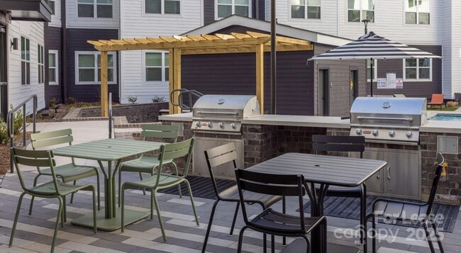 Building Photo - 120 Matheson Ave