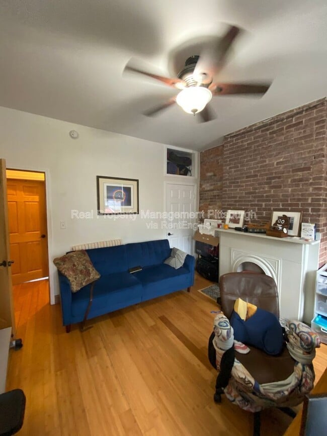 Building Photo - 176 Lodi Way