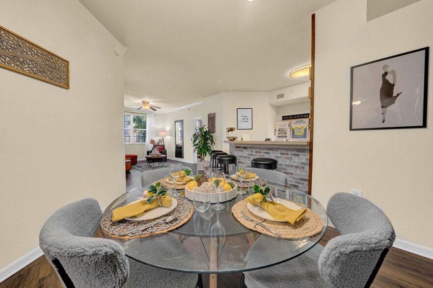 Building Photo - 9781 Magnolia Blossom Dr