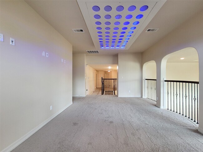 Building Photo - 2210 Pearl Bay Ct