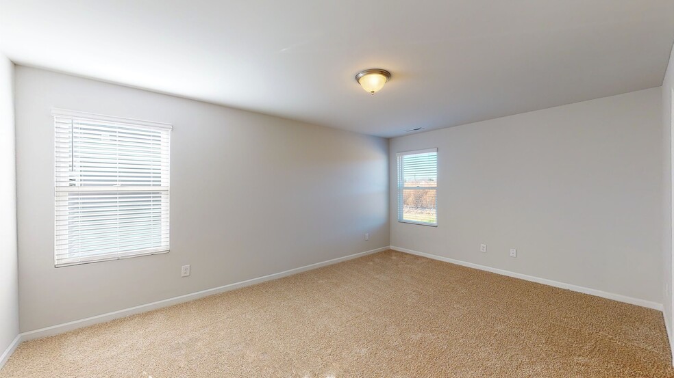 Master Bedroom - 117 Maple Tree Ln