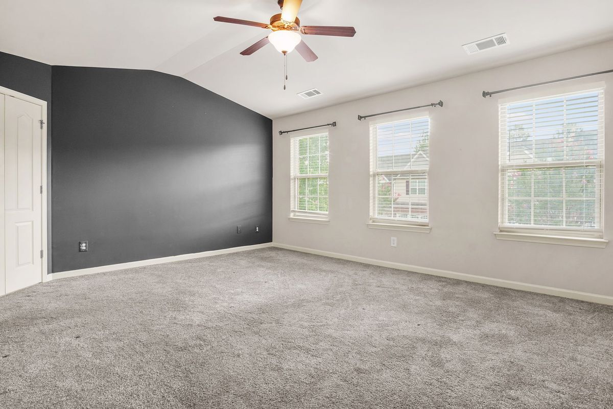 Building Photo - 1539 Creek Bend Ln NW