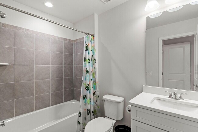 Building Photo - 3093 N Spurway Dr