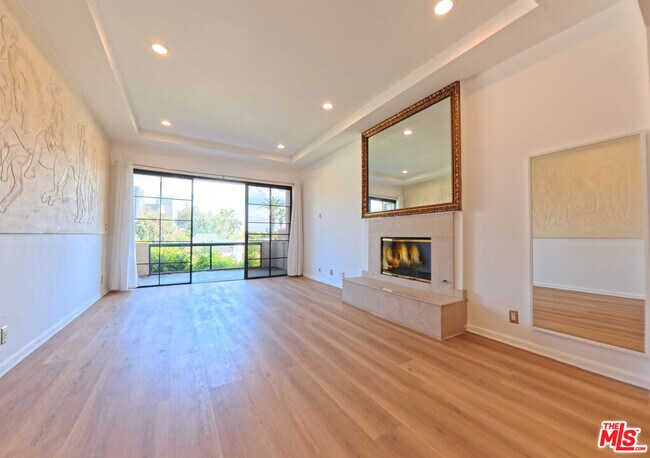 Building Photo - 234 S Gale Dr