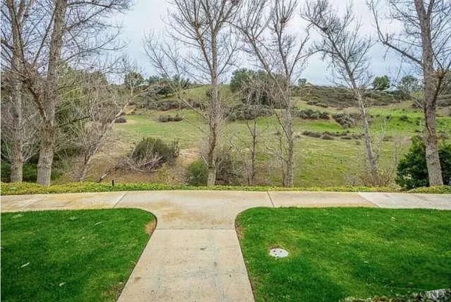 Building Photo - 6828 Poppyview Dr