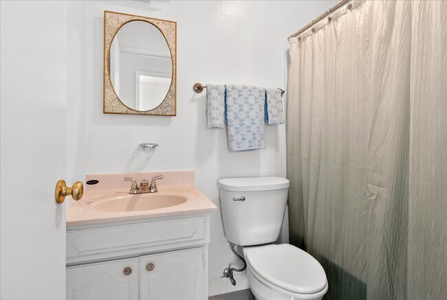 Building Photo - 354 Burncoate Dr