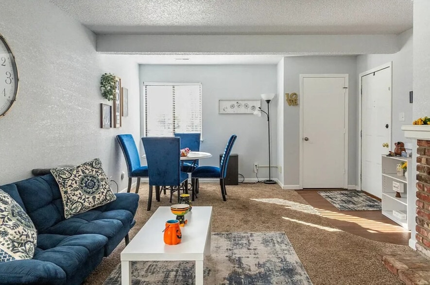 Building Photo - Hillsdale Apartments