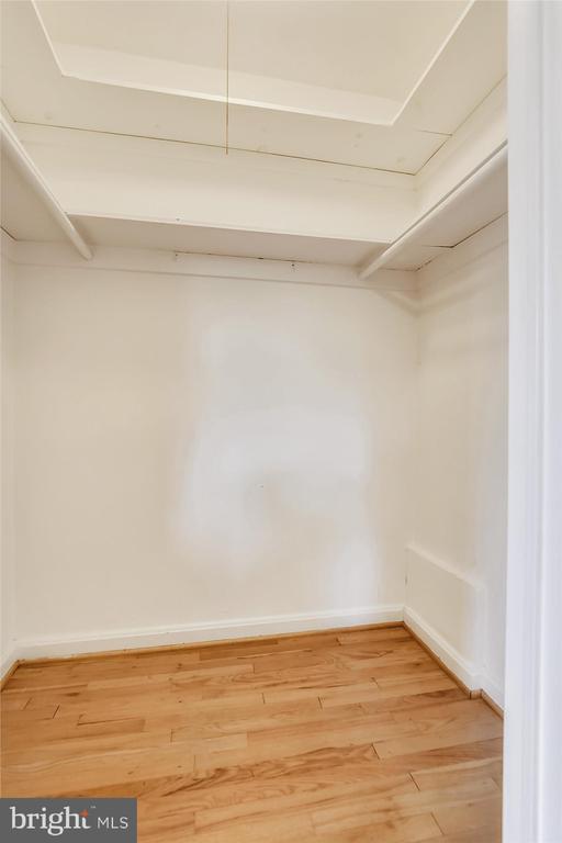 Building Photo - 4503 Traymore St