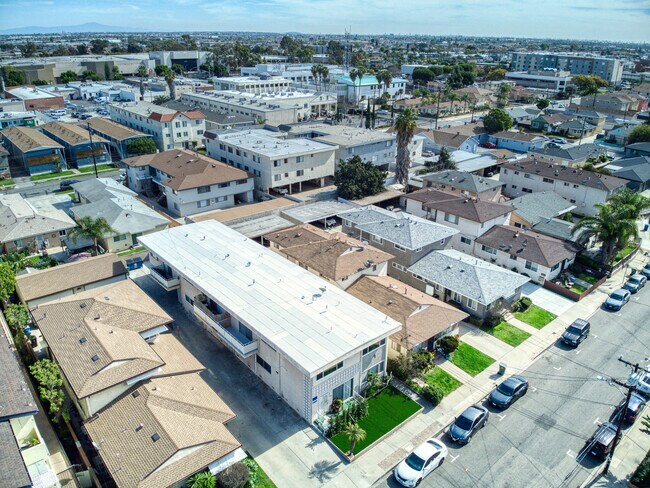 Floorplan - 12236 Manor Dr.