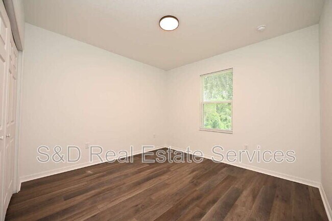 Building Photo - 1013 N Brunnell Pkwy