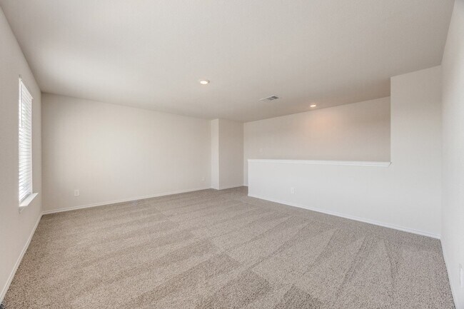 Building Photo - 3433 Marie Dr