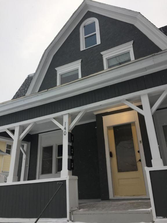 Primary Photo - 140 N 31st Ave
