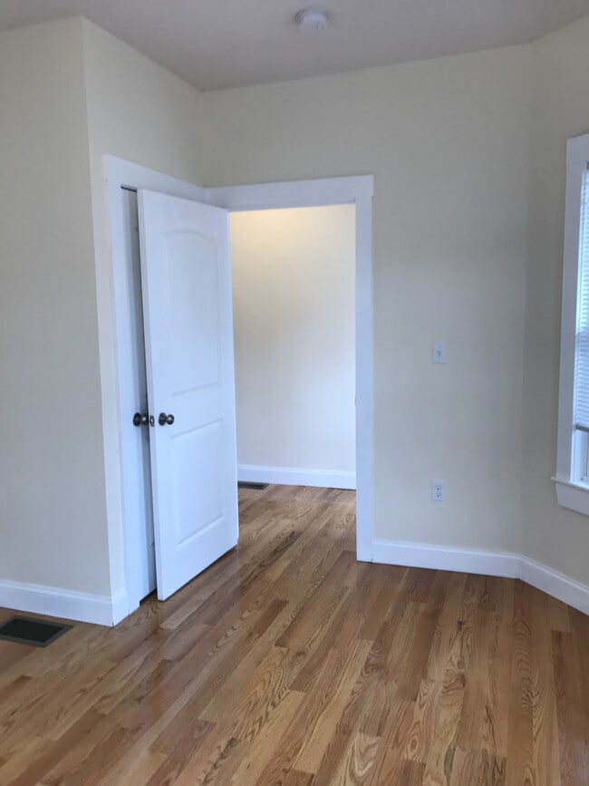 Building Photo - 14-16 Phillips Street