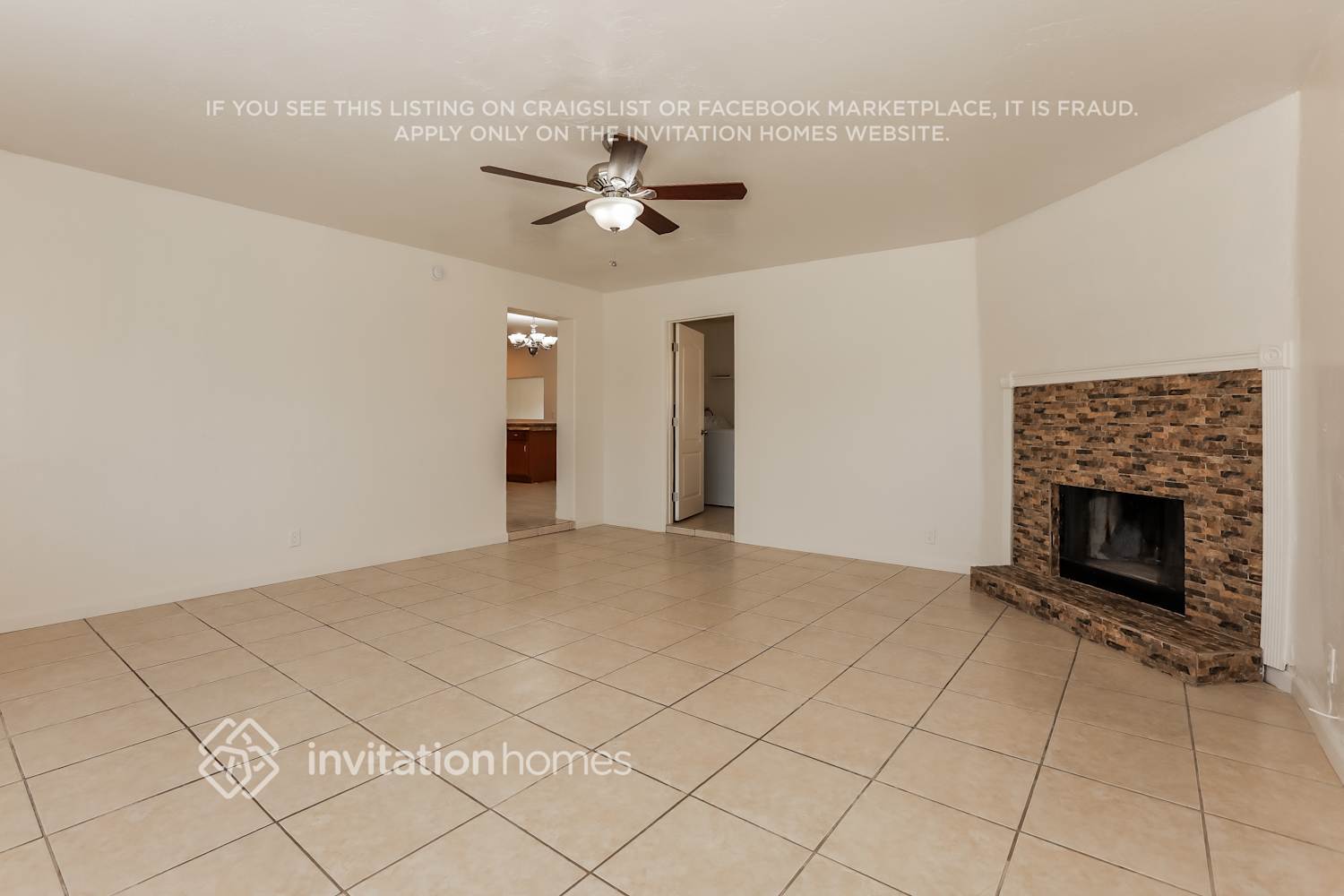 Building Photo - 907 N Wedgewood Dr