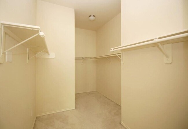 Building Photo - 17223 Valhallah Way