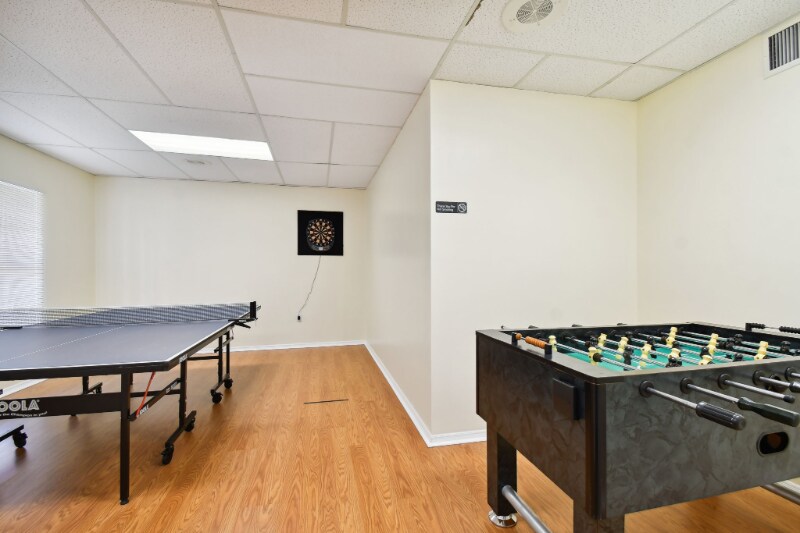 Building Photo - 9700 Starkey Rd