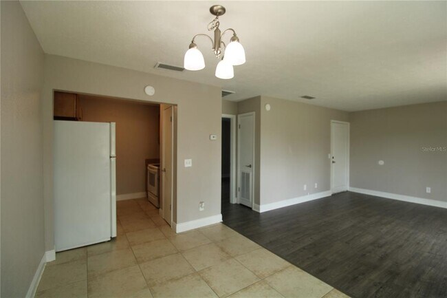 Building Photo - 13731 Juniper Blossom Dr