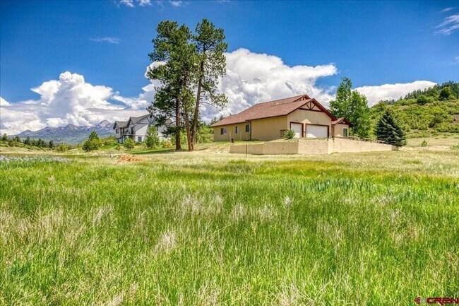 Building Photo - 3-Bedroom Home in Prime Location