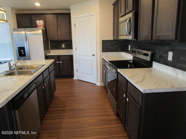 Building Photo - 9056 Tahoe Ln