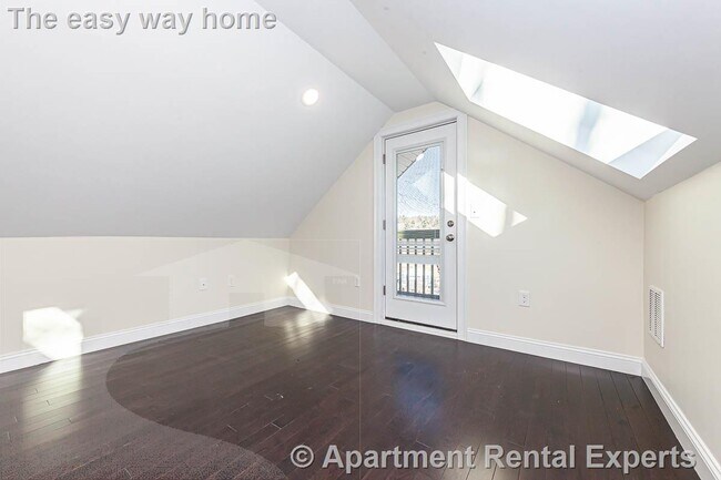 Building Photo - 48 Caldwell Rd