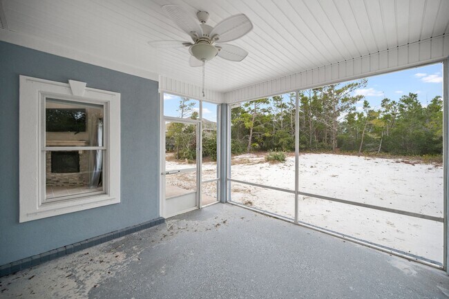 Building Photo - 31577 River Rd