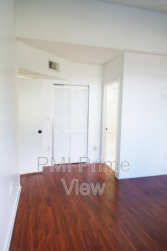 Building Photo - 6425 SW 130th Pl