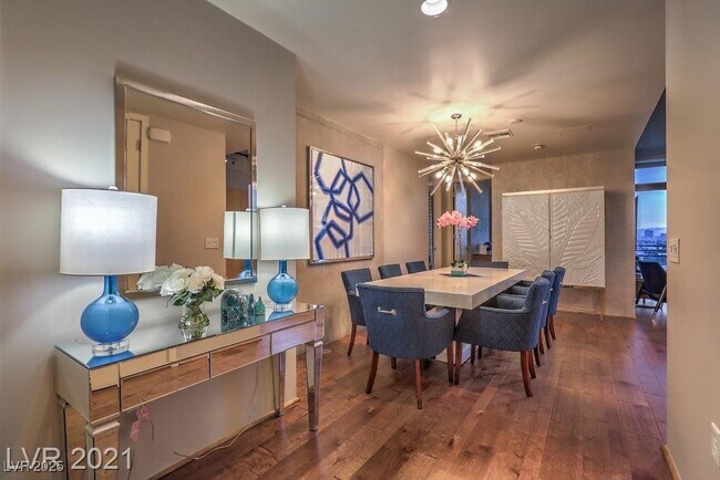 Building Photo - 353 E Bonneville Ave