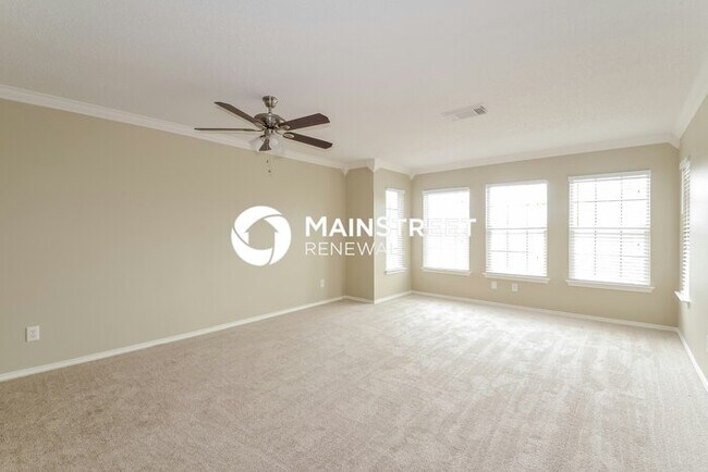 Building Photo - 5 Bedroom Pet-Friendly Home in Converse, TX with Main Street Renewal