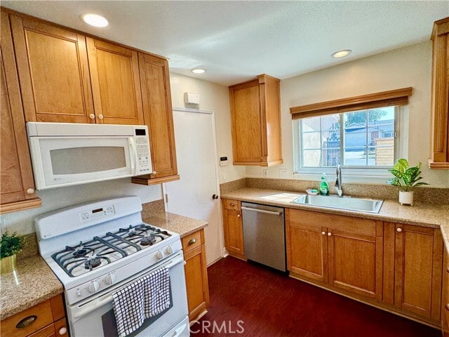 Building Photo - 15471 Salisbury Ln