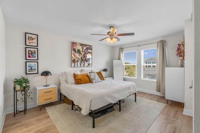 Building Photo - 4 Redbird Lp