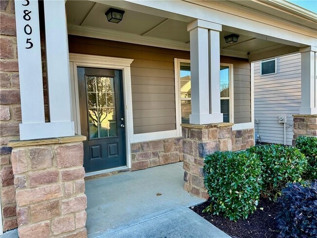 Building Photo - 3805 Alden Pl