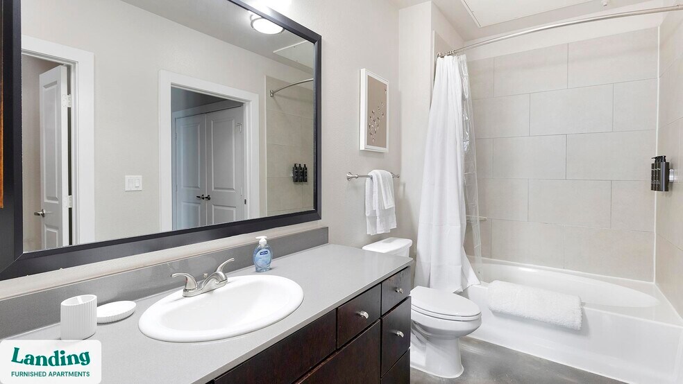 Building Photo - 3501 Ross Ave