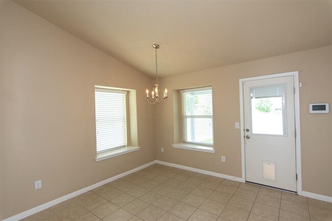 Building Photo - 18405 Tallgrass Prairie Dr