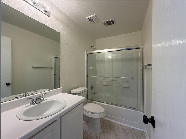 Building Photo - 307 Indian Meadow Dr