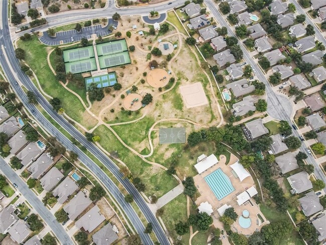 Building Photo - 16305 Almaden Dr