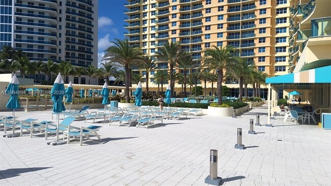 Building Photo - 2501 S Ocean Dr