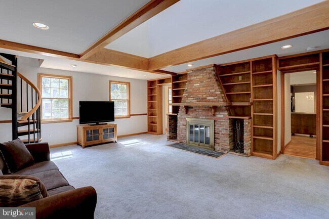 Building Photo - 16114 Jerald Rd