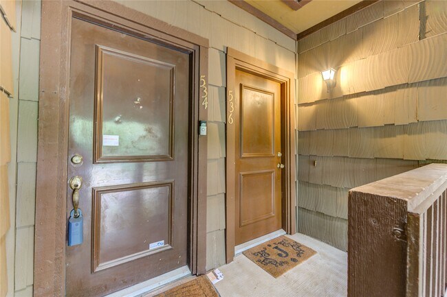 Building Photo - 11711 Memorial Dr