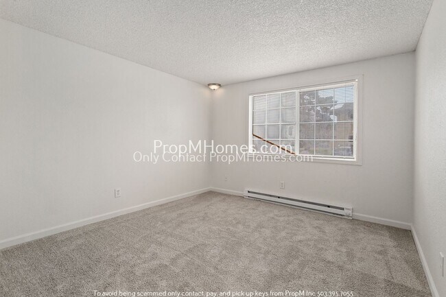 Building Photo - 3283 SW 126th Ave