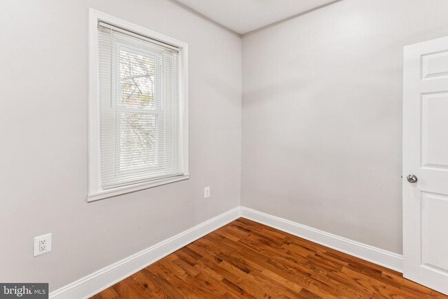 Building Photo - 5210 Rodman St