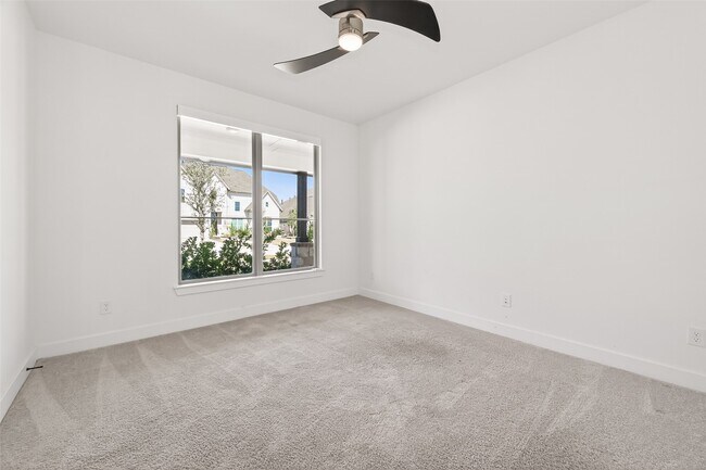 Building Photo - 26307 Aurora Vly Wy