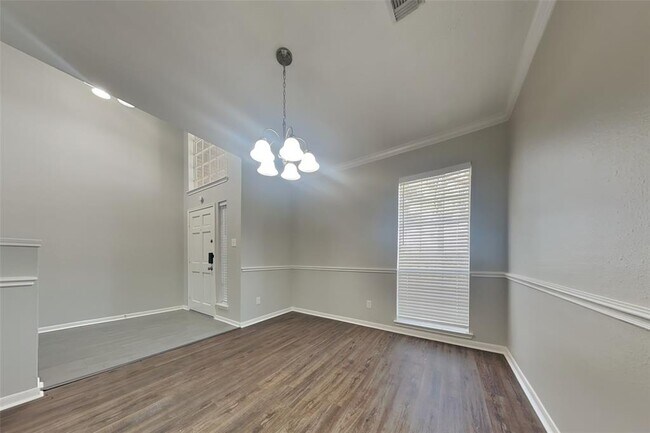 Building Photo - 6226 Langham Dr