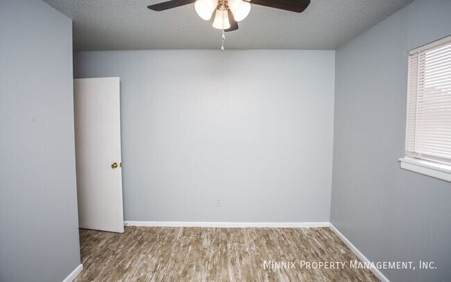 Building Photo - 3104 Ave. N-