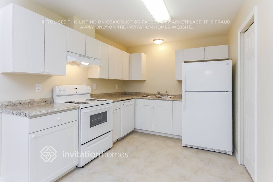 Building Photo - 4806 29th St SW