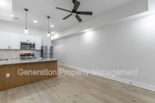 Building Photo - 1124 Garfield St